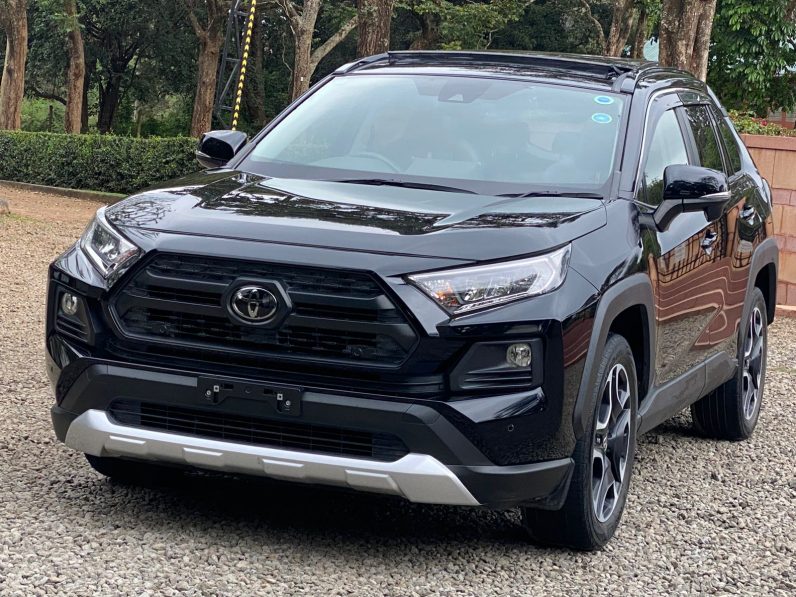 
								Toyota Rav4 Adventurer full									