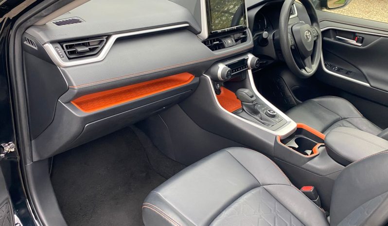
								Toyota Rav4 Adventurer full									