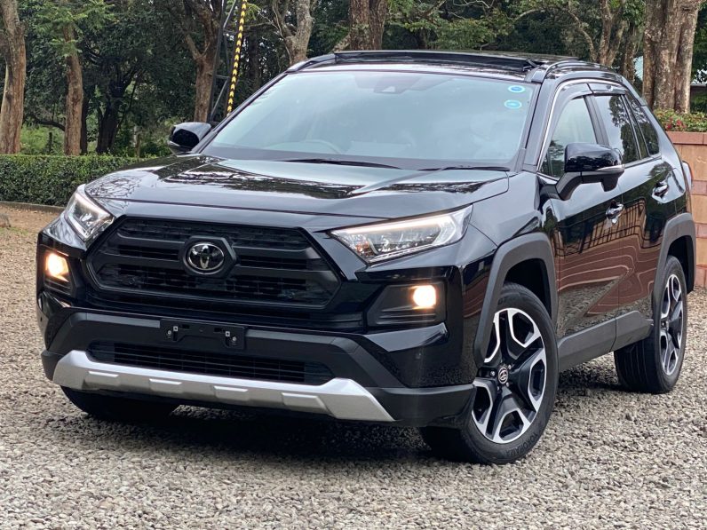 
								Toyota Rav4 Adventurer full									