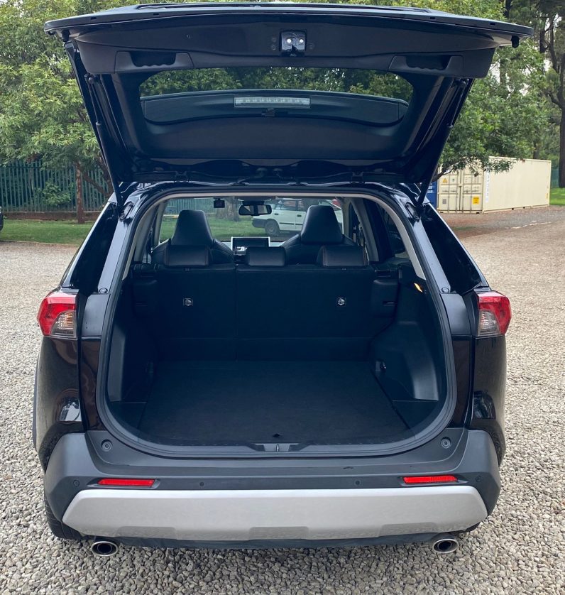 
								Toyota Rav4 Adventurer full									