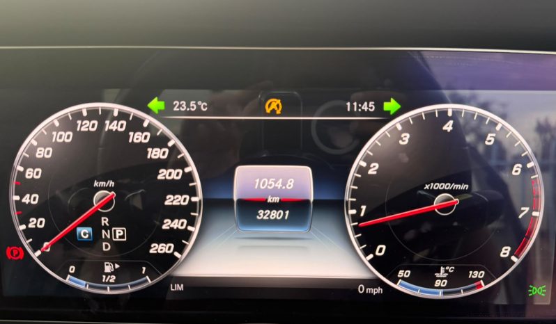 
								Mercedes Benz E200 full									
