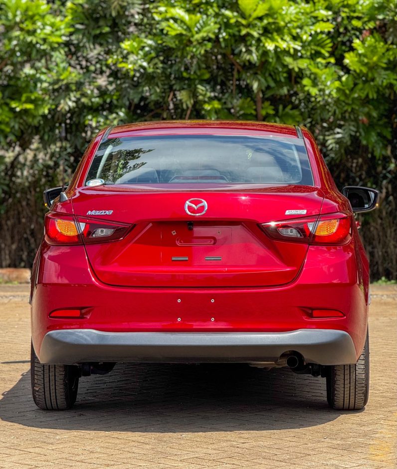 
								Mazda 2 full									