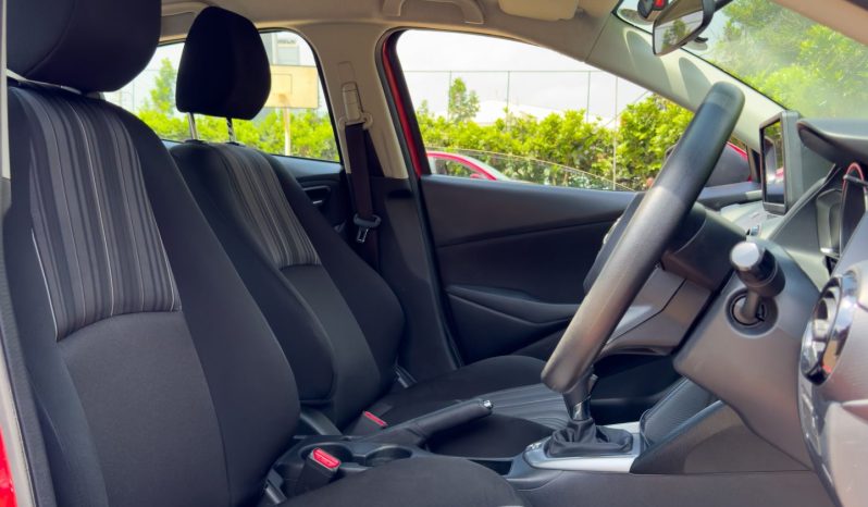 
								Mazda 2 full									