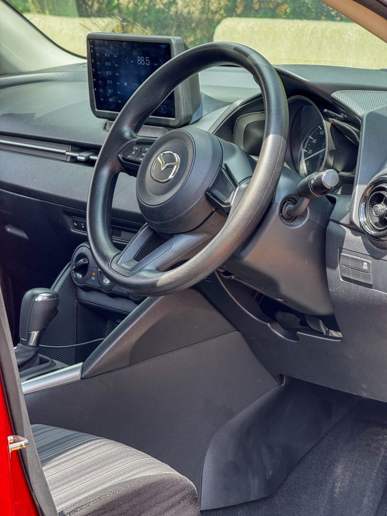 
								Mazda 2 full									