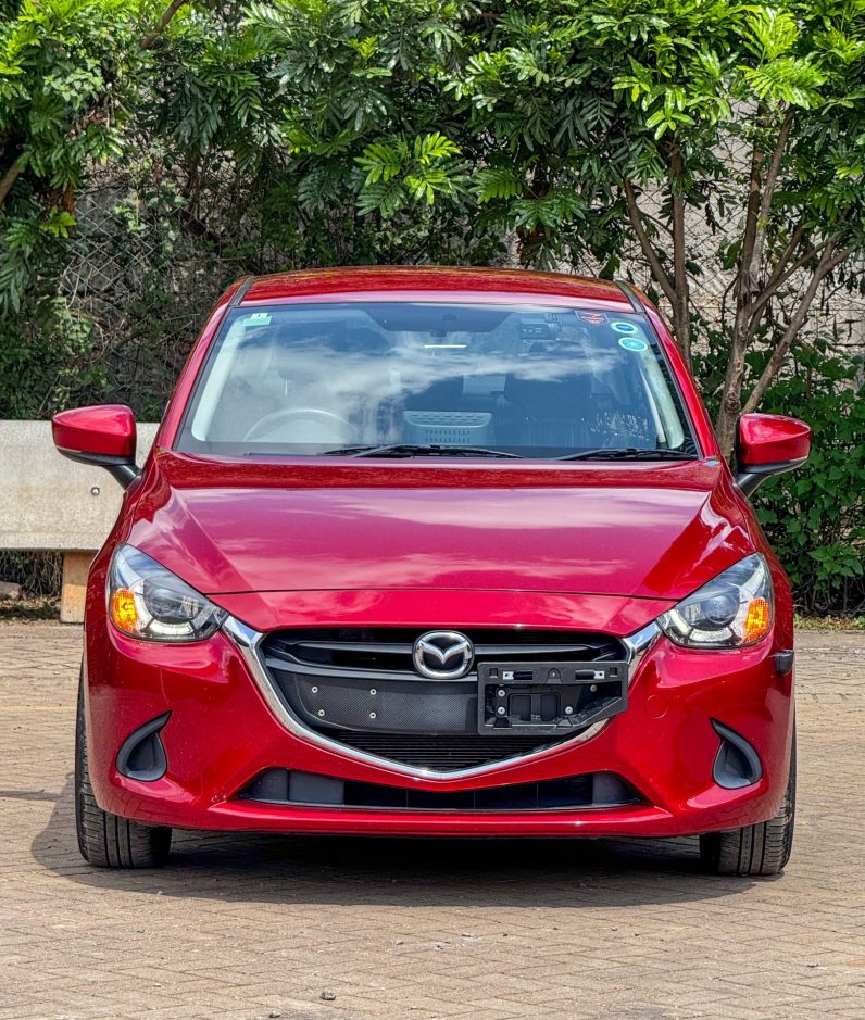
								Mazda 2 full									