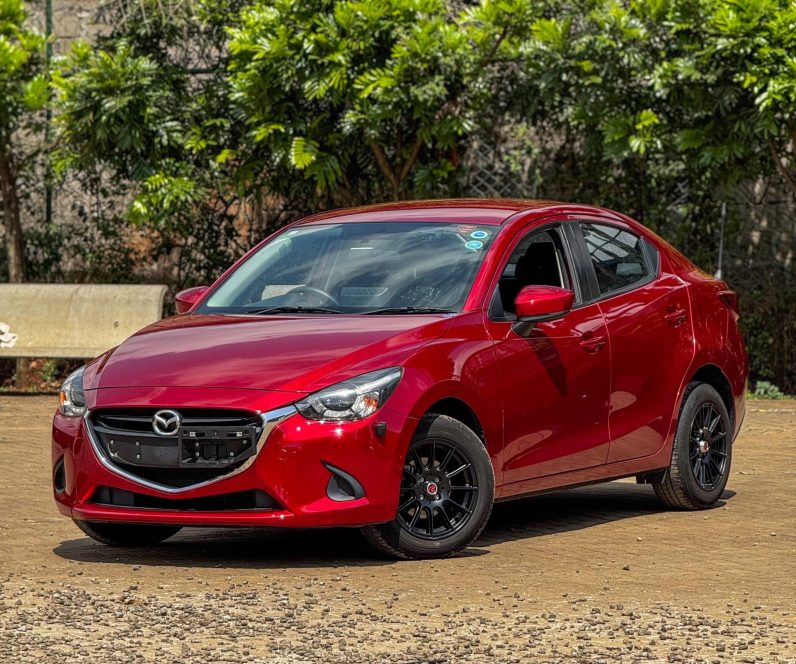 
								Mazda 2 full									