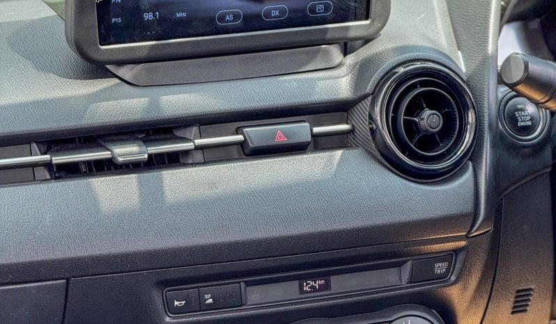 
								Mazda 2 full									