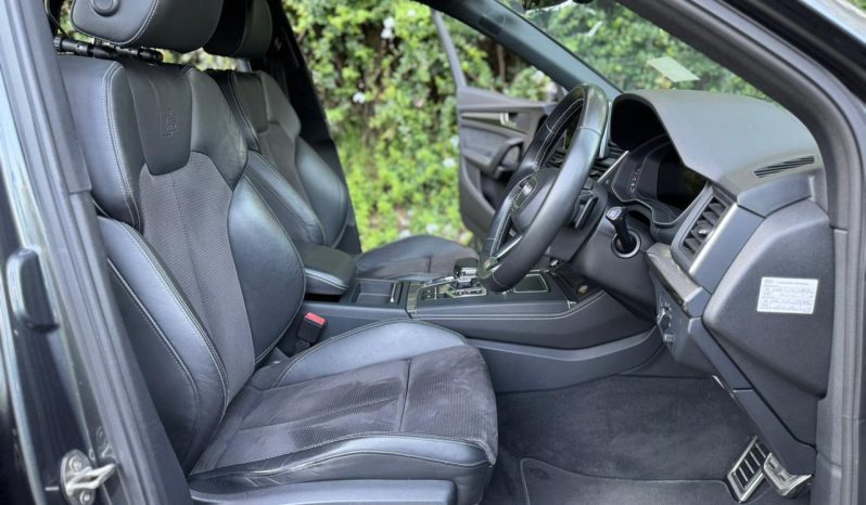
								Audi SQ5 full									