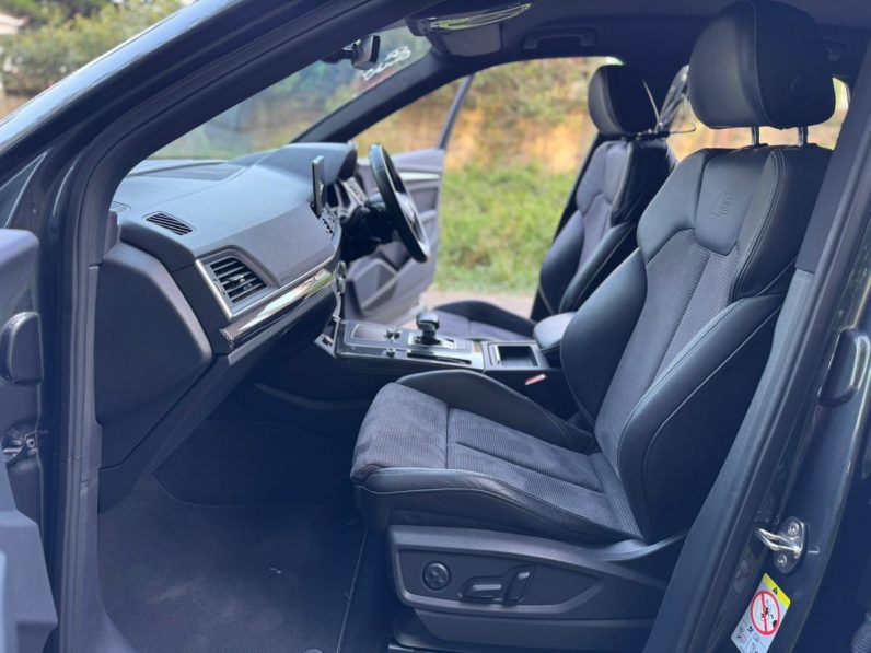 
								Audi SQ5 full									