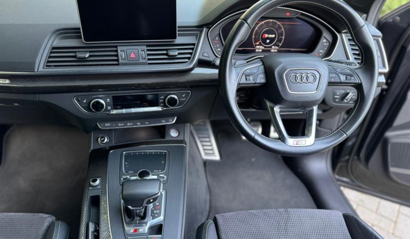 
								Audi SQ5 full									