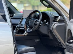 Lexus LX600