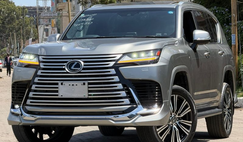 
								Lexus LX600 full									