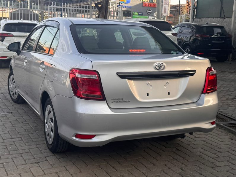 
								Toyota Axio full									
