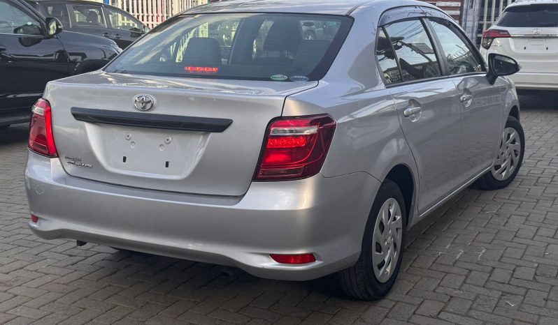 
								Toyota Axio full									