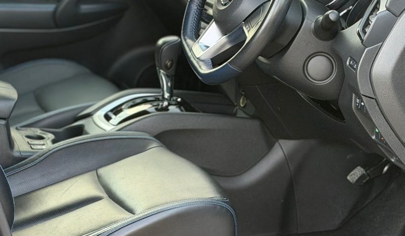 
								Nissan Xtrail full									