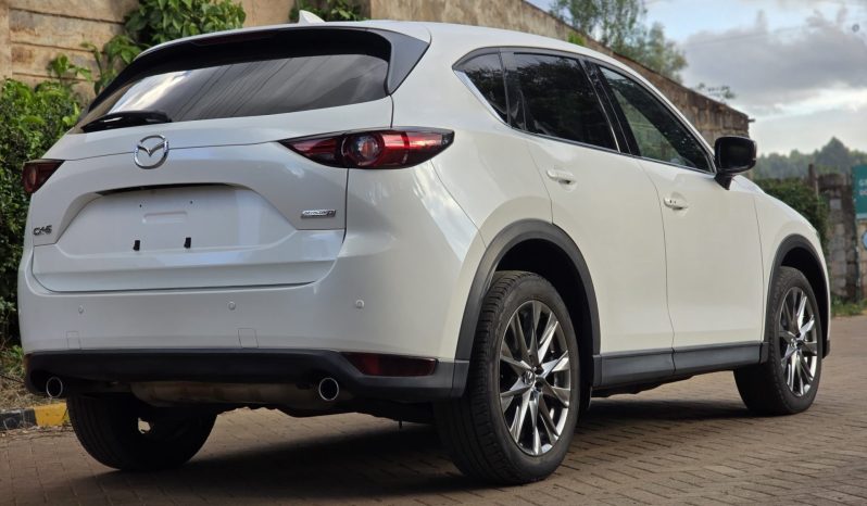 
								Mazda CX-5 full									