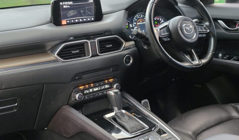 
								Mazda CX-5 full									