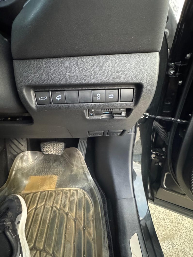 
								Toyota harrier full									