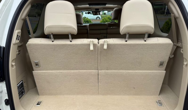 
								Toyota Land Cruiser Prado TXL full									