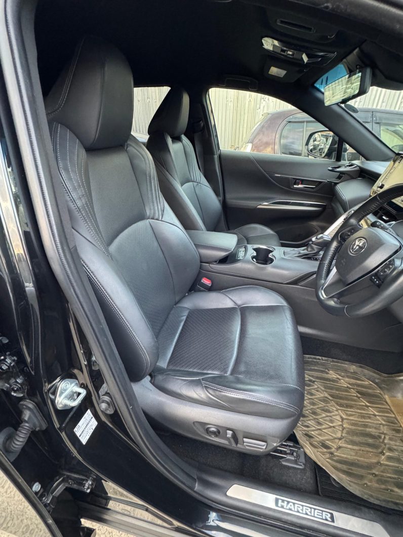 
								Toyota harrier full									