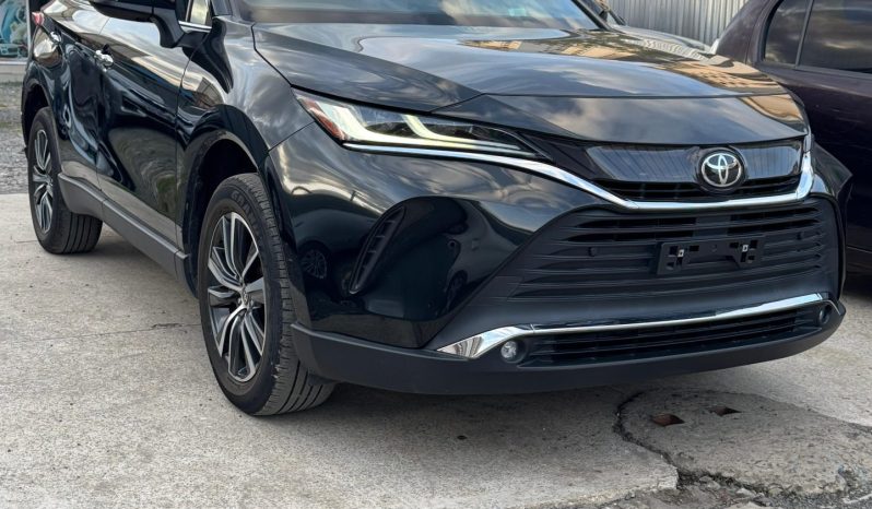 
								Toyota harrier full									