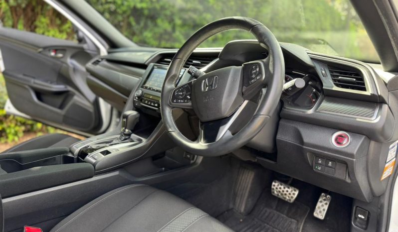 
								Honda Civic full									