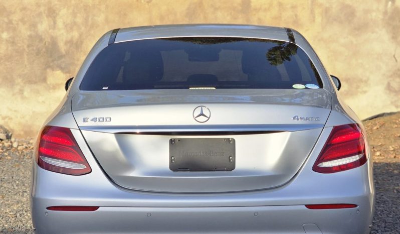 
								Mercedes Benz E400 full									
