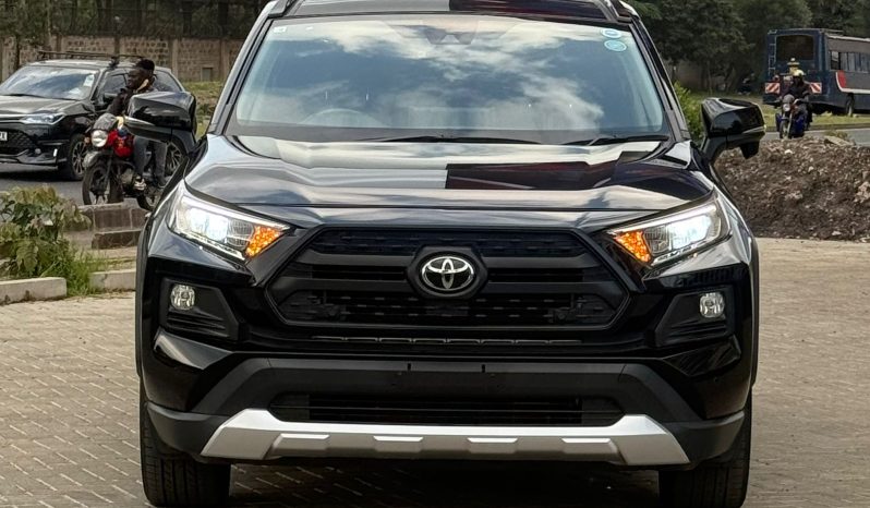 
								Toyota Rav4 Adventure full									