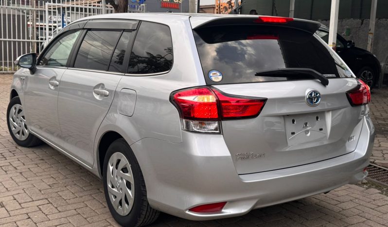 
								Toyota Fielder full									