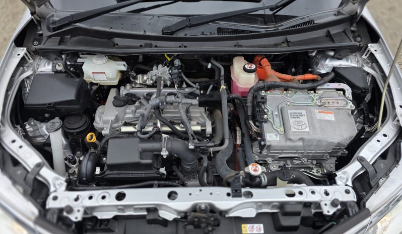 
								Toyota Fielder full									
