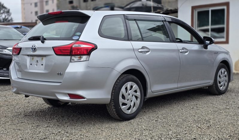 
								Toyota Fielder full									