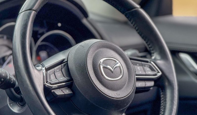 
								Mazda CX-5 full									