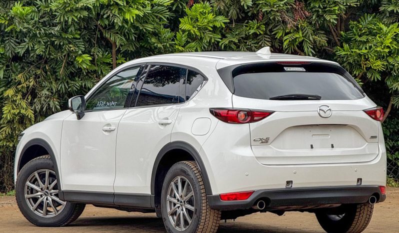 
								Mazda CX-5 full									
