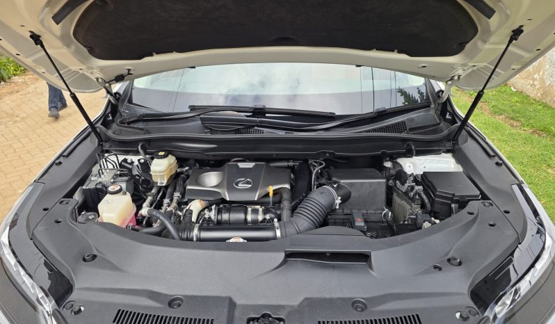 
								Lexus RX300 full									