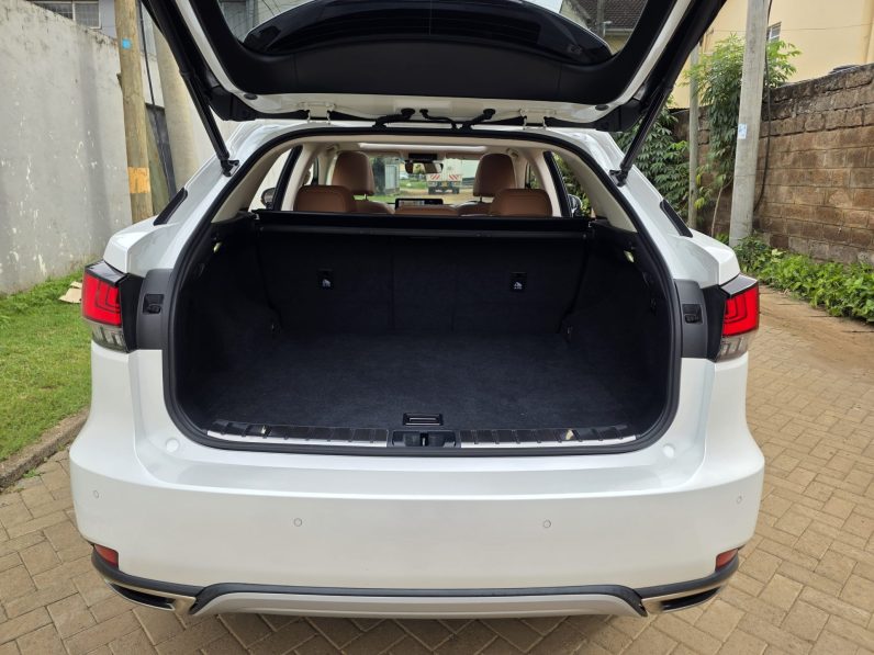 
								Lexus RX300 full									