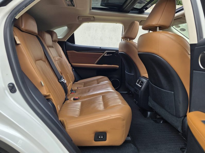 
								Lexus RX300 full									