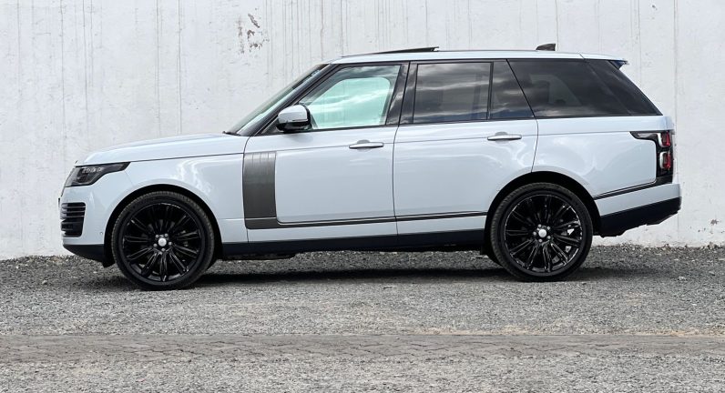 
								Range Rover Vogue full									
