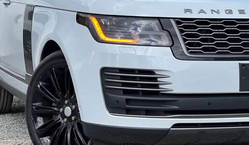 
								Range Rover Vogue full									