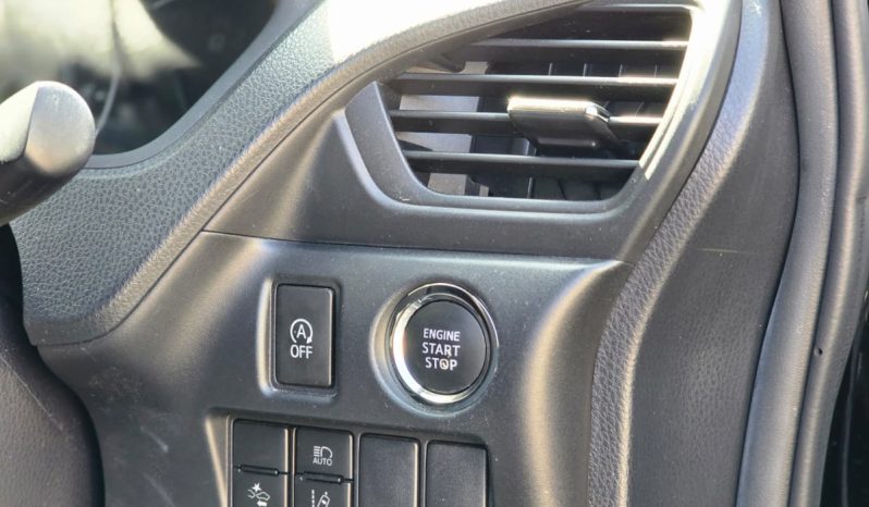 
								Toyota Noah full									