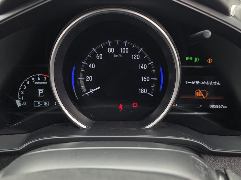 
								Honda Fit full									