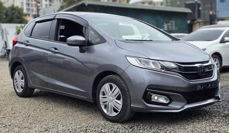 
								Honda Fit full									