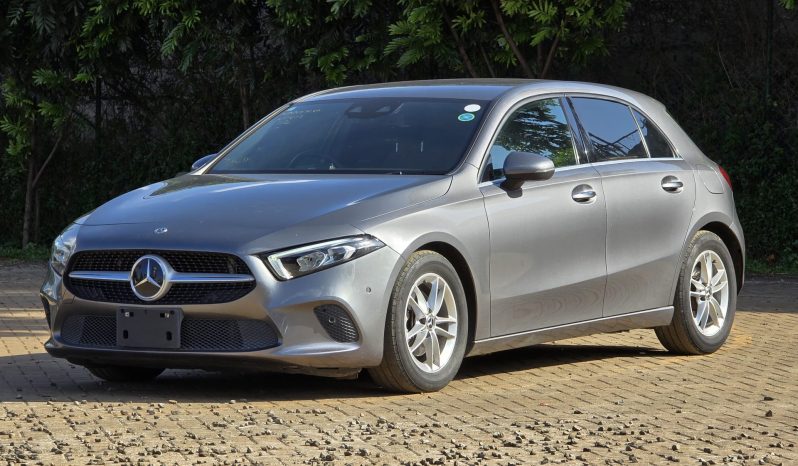 
								Mercedes Benz A180 full									