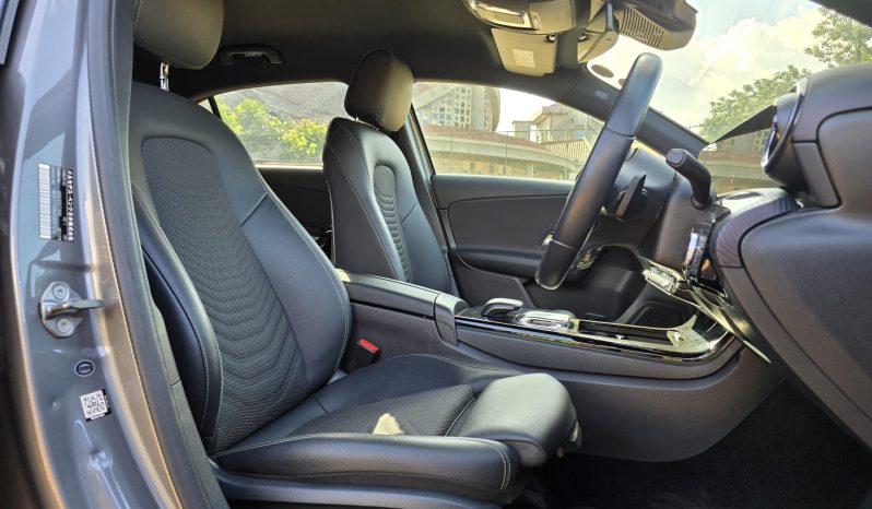 
								Mercedes Benz A180 full									