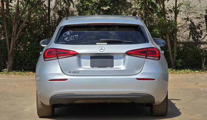 
								Mercedes Benz A180 full									