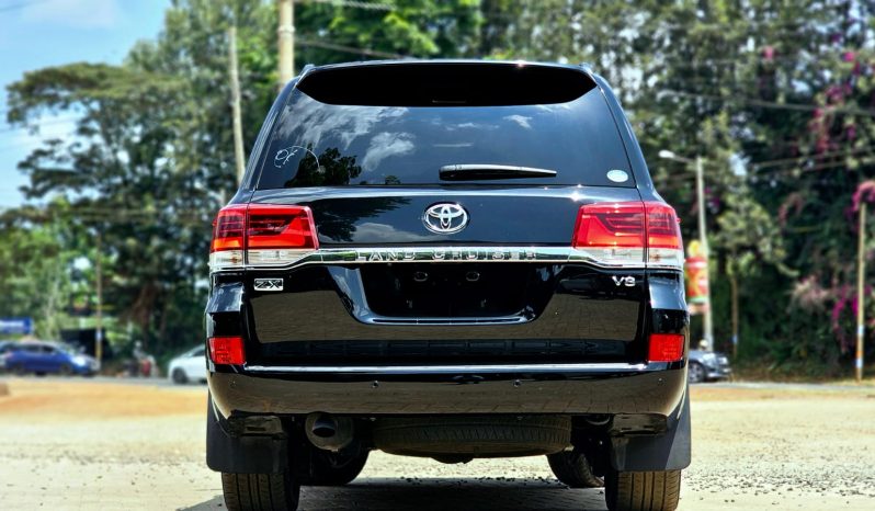 
								Toyota Landcruiser 200 Series ZX full									