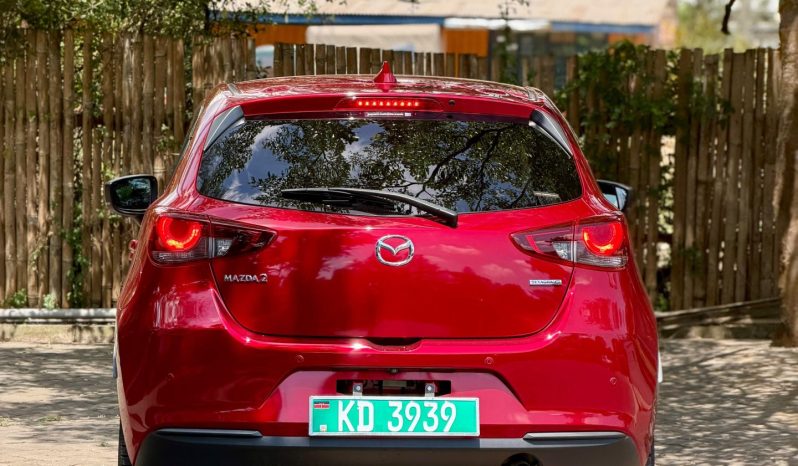 
								Mazda 2 full									