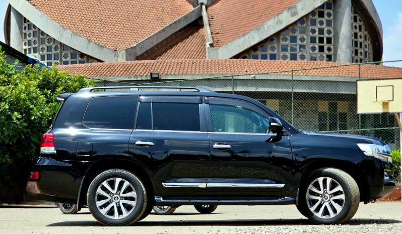 
								Toyota Landcruiser 200 Series ZX full									