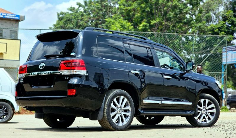 
								Toyota Landcruiser 200 Series ZX full									