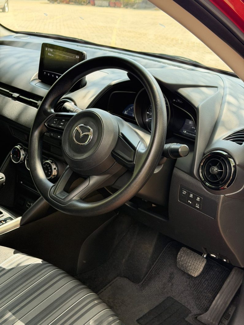 
								Mazda 2 full									