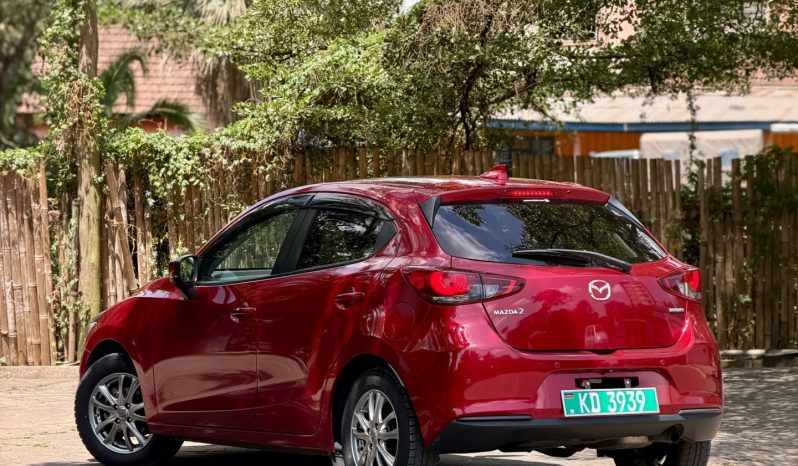 
								Mazda 2 full									